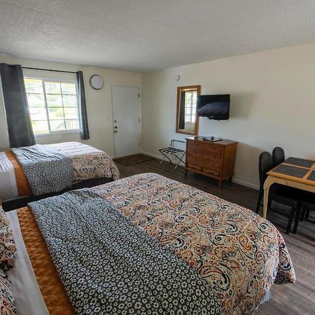 Pacific City Inn Bagian luar foto