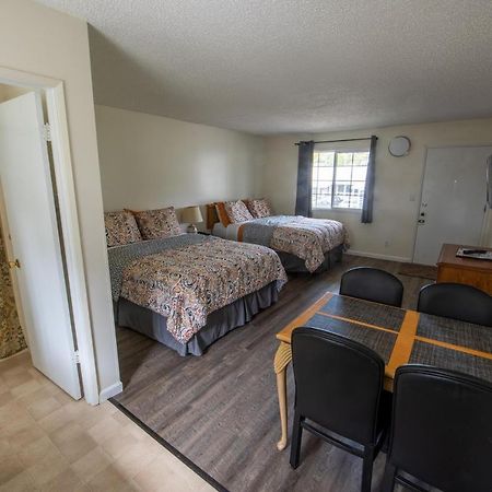 Pacific City Inn Bagian luar foto