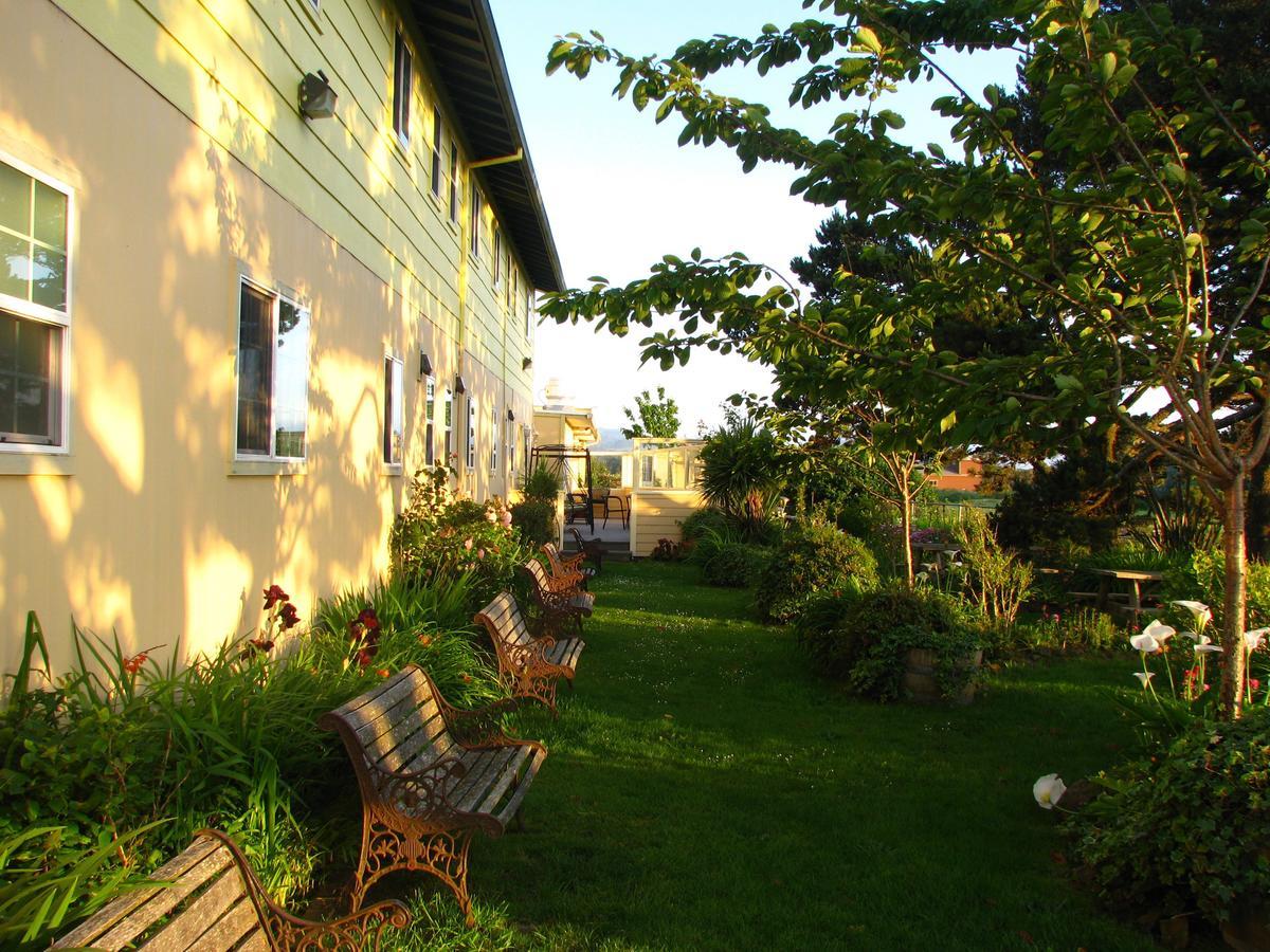 Pacific City Inn Bagian luar foto