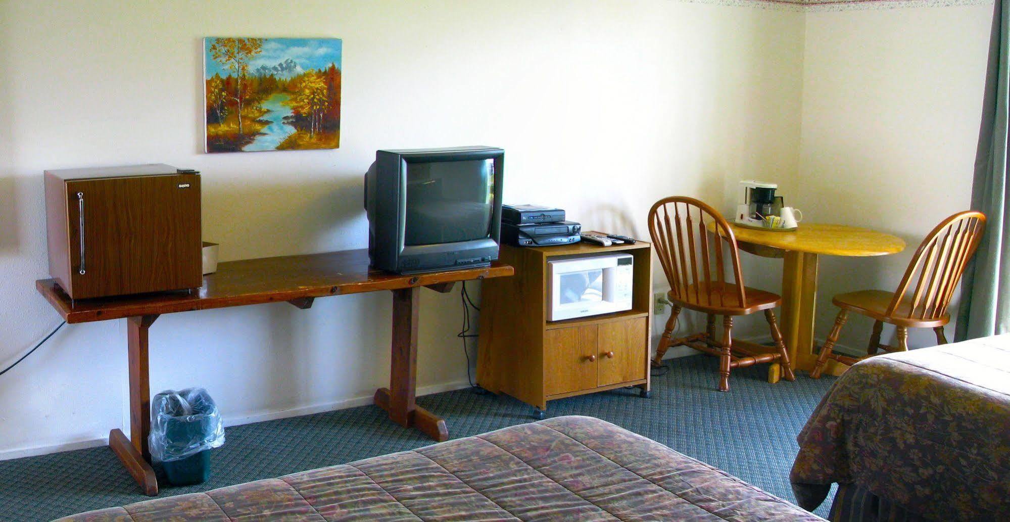 Pacific City Inn Bagian luar foto