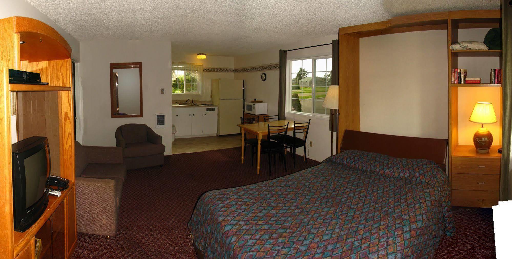 Pacific City Inn Bagian luar foto