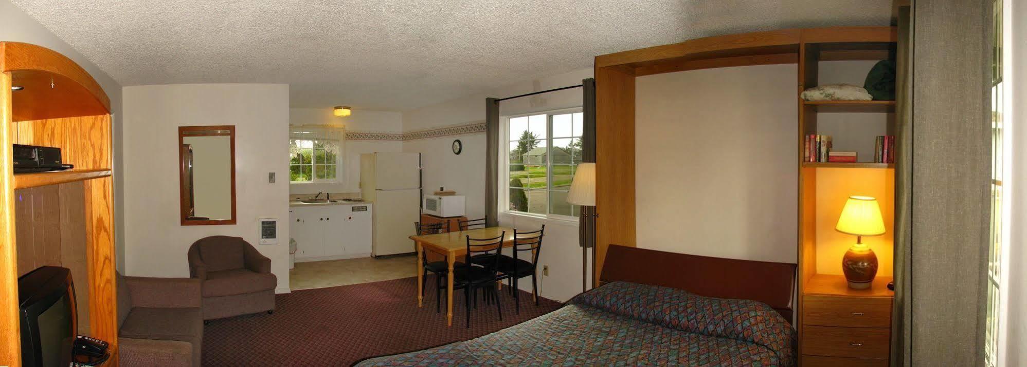 Pacific City Inn Bagian luar foto