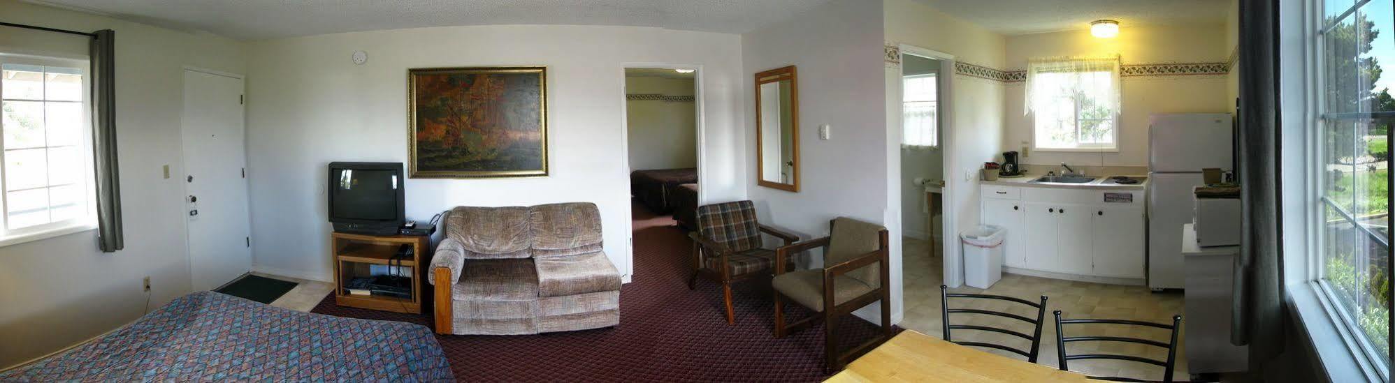 Pacific City Inn Bagian luar foto