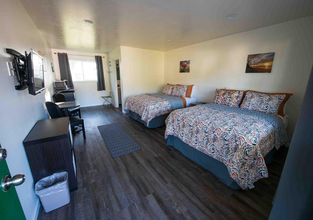 Pacific City Inn Bagian luar foto